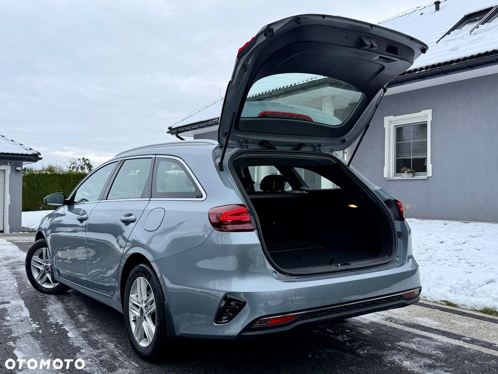 Kia Ceed 1.6 CRDi SCR M - 24