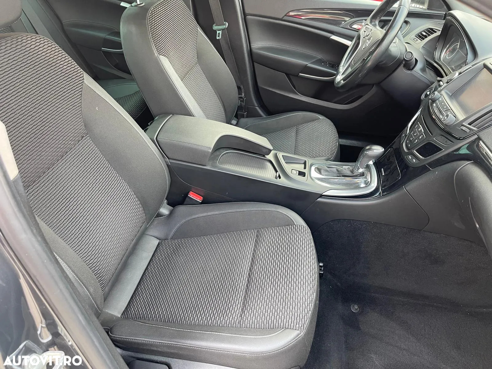 Opel Insignia 1.6 CDTI ECOTEC Drive Aut. - 4