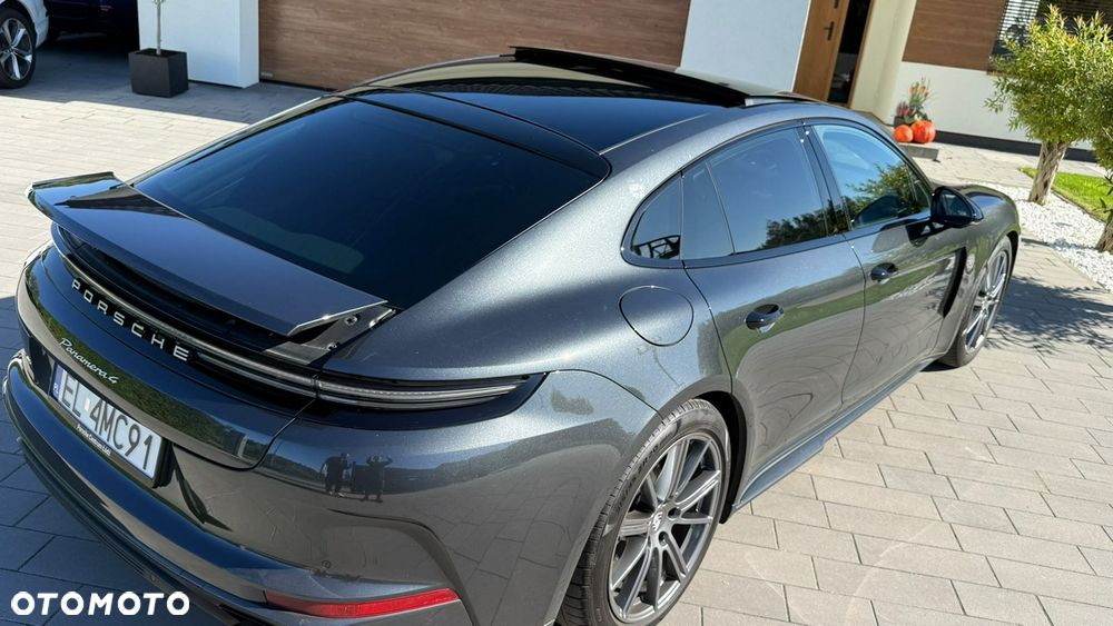 Porsche Panamera 4 - 5
