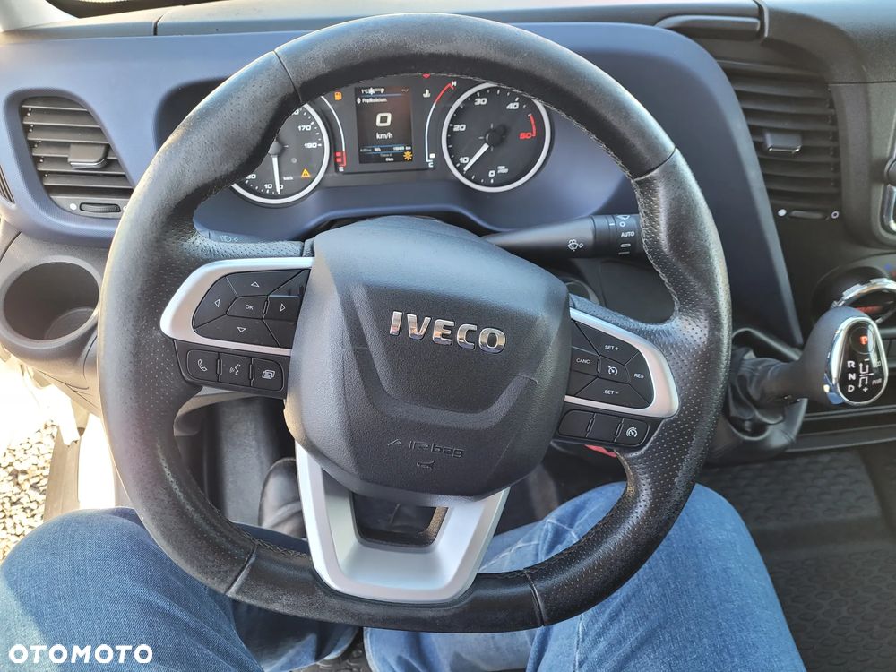 Iveco 35s18 - 24