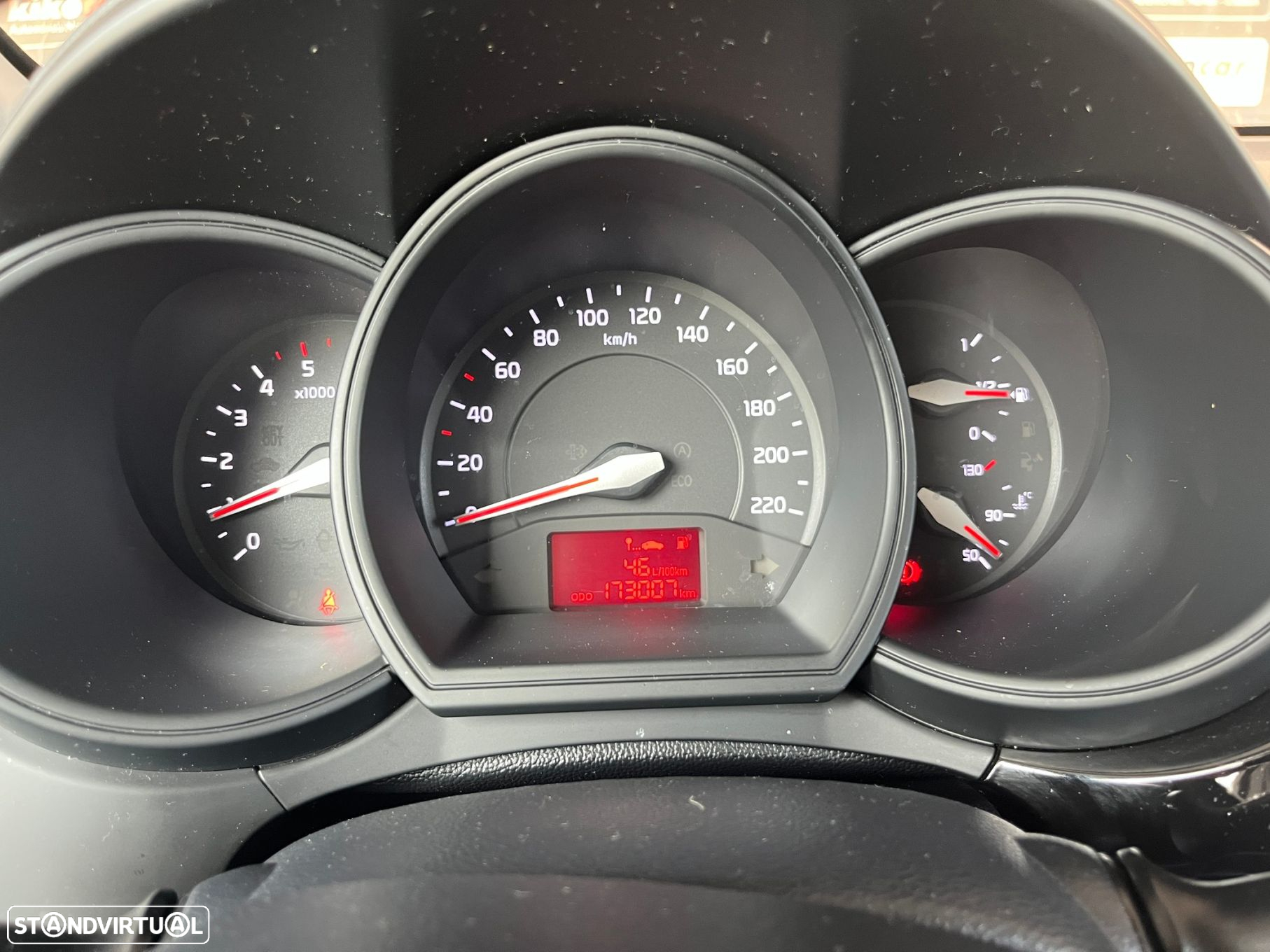 Kia Rio 1.1 CRDi - 21