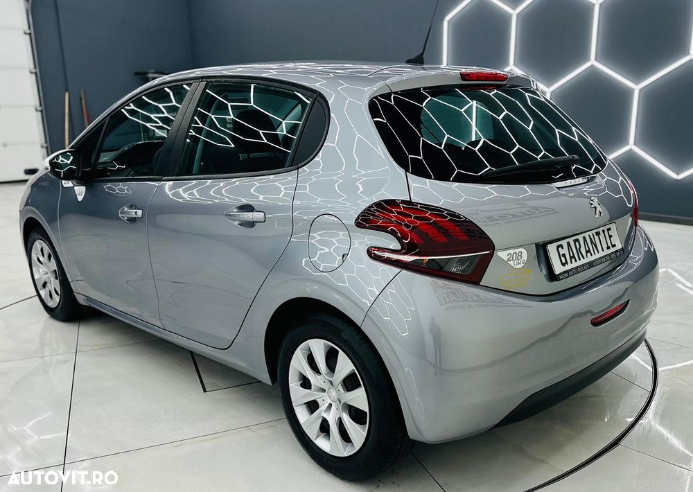 Peugeot 208 PureTech 68 Like - 3