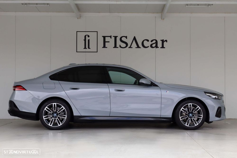 BMW i5 eDrive40 Pack Desportivo M - 8
