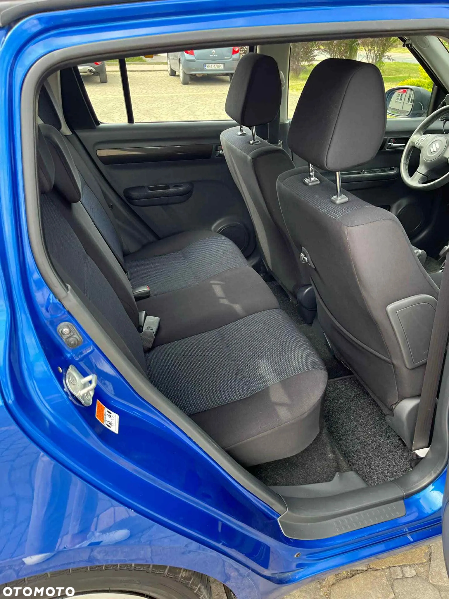 Suzuki Swift 1.3 Club - 13