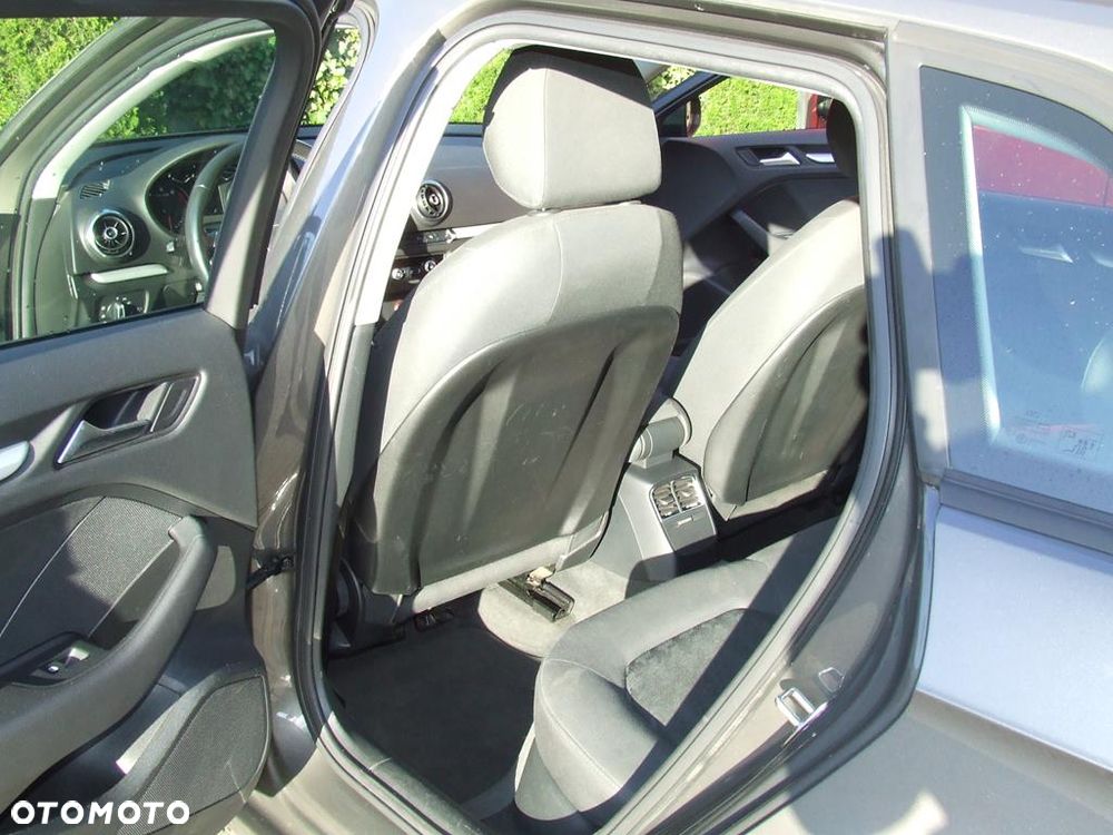Audi A3 Sportback 1.4 TFSI Attraction - 22