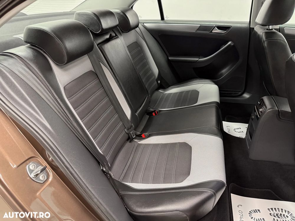 Volkswagen Jetta 1.4 TSI DSG Highline - 7