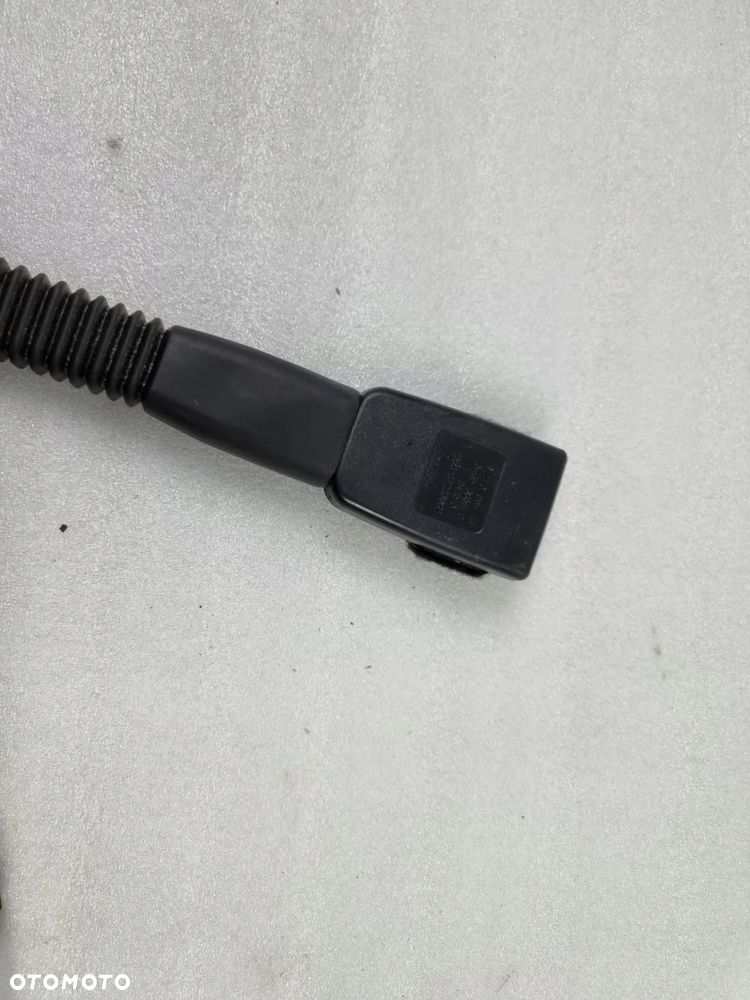 NAPINACZ ZAPIĘCIE PASA PRAWY PRZÓD BMW E81 E87 E82 - 3