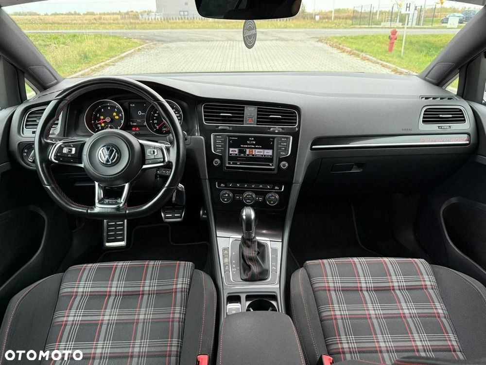Volkswagen Golf 2.0 TSI BMT GTI Performance DSG - 27