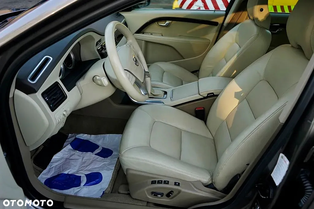 Volvo V70 1.6D DRIVe - 19