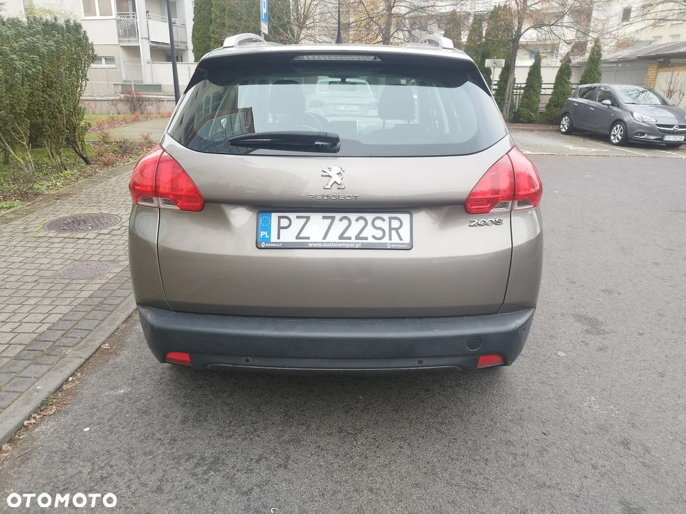 Peugeot 2008 1.2 VTi/Pure Tech Active - 4