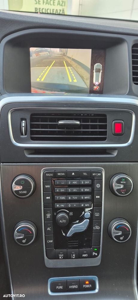 Volvo V60 D6 Plug-In-Hybrid AWD Geartronic Summum - 19