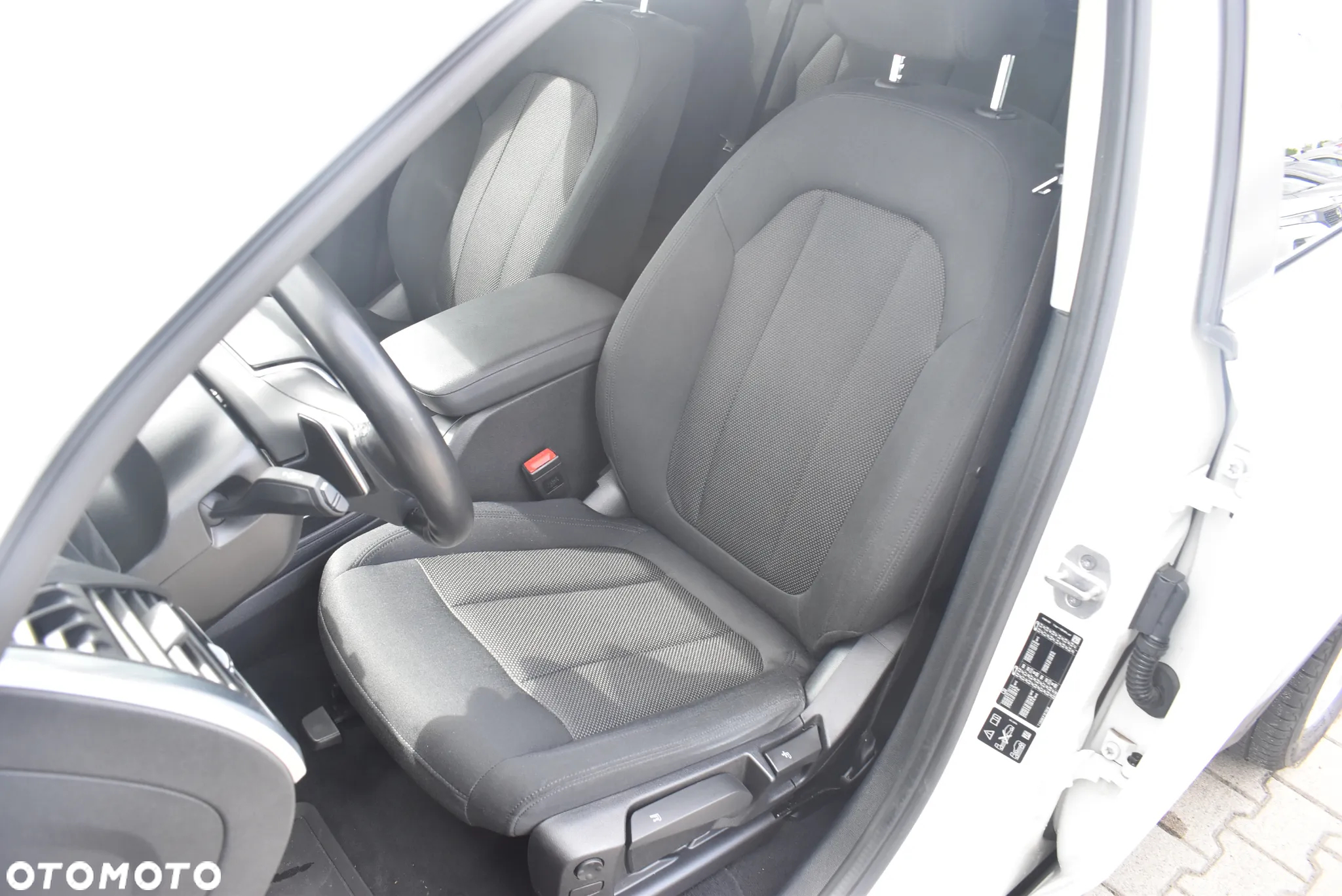 BMW X4 xDrive20i GPF Advantage sport - 11