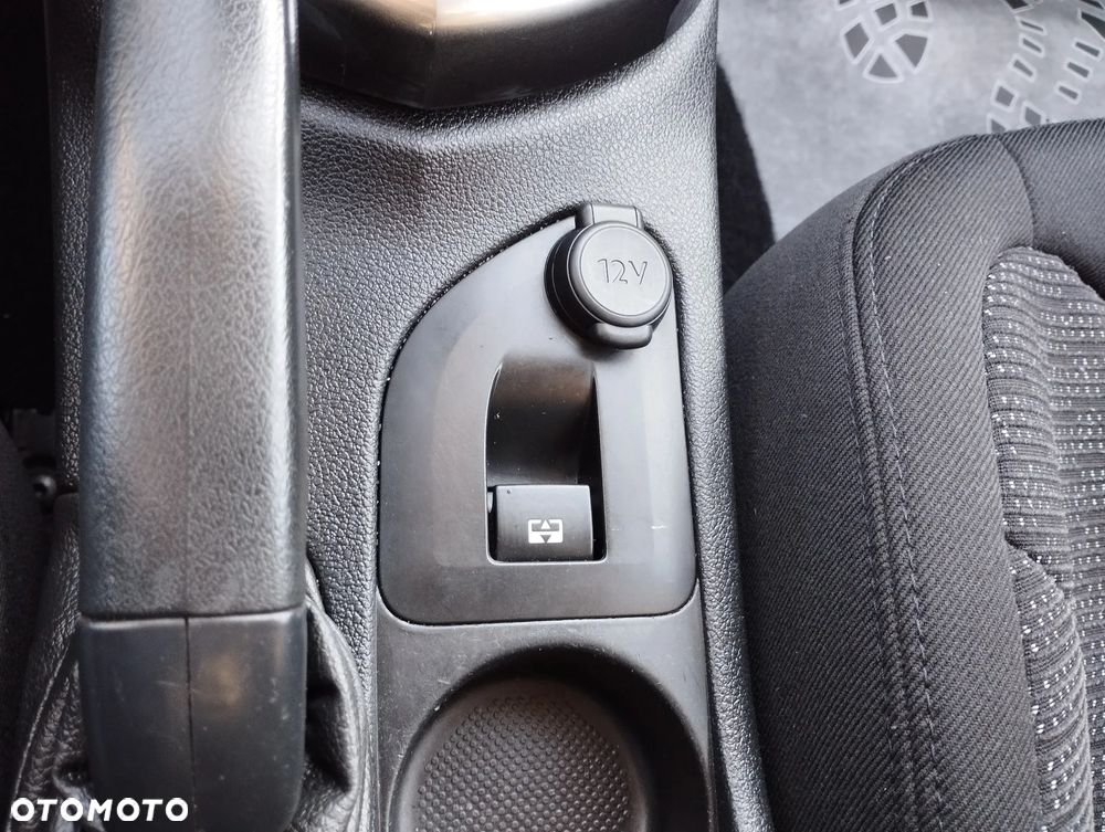 Peugeot 308 1.6 THP Active - 16