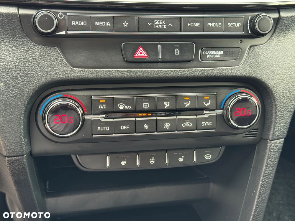 Kia ProCeed 1.4 T-GDI DCT7 OPF GT LINE - 21