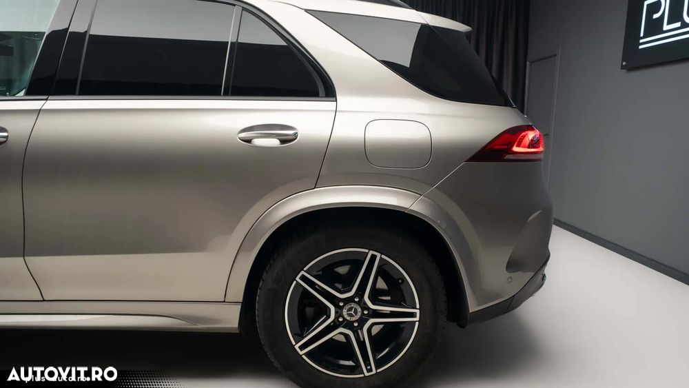 Mercedes-Benz GLE - 12