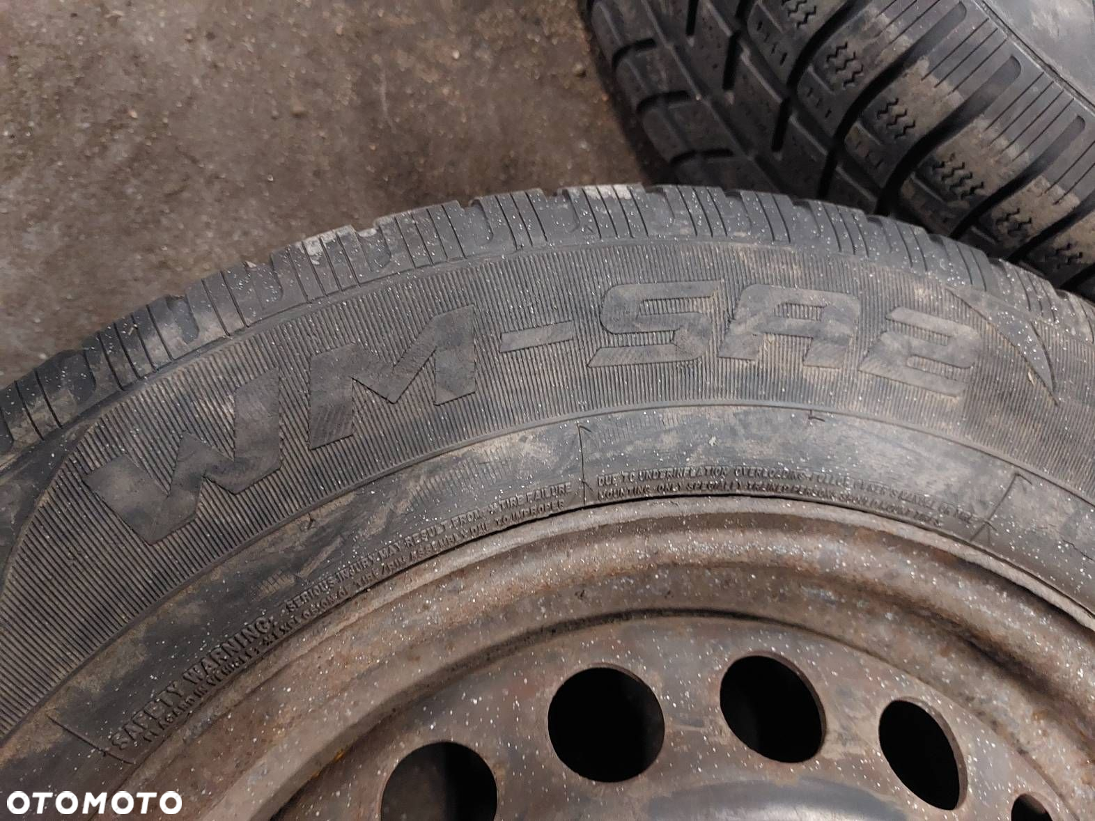 FELGI STALOWE 2 SZT5x112 6Jx15 ET47 FI57,1 VW GOLF V - 6
