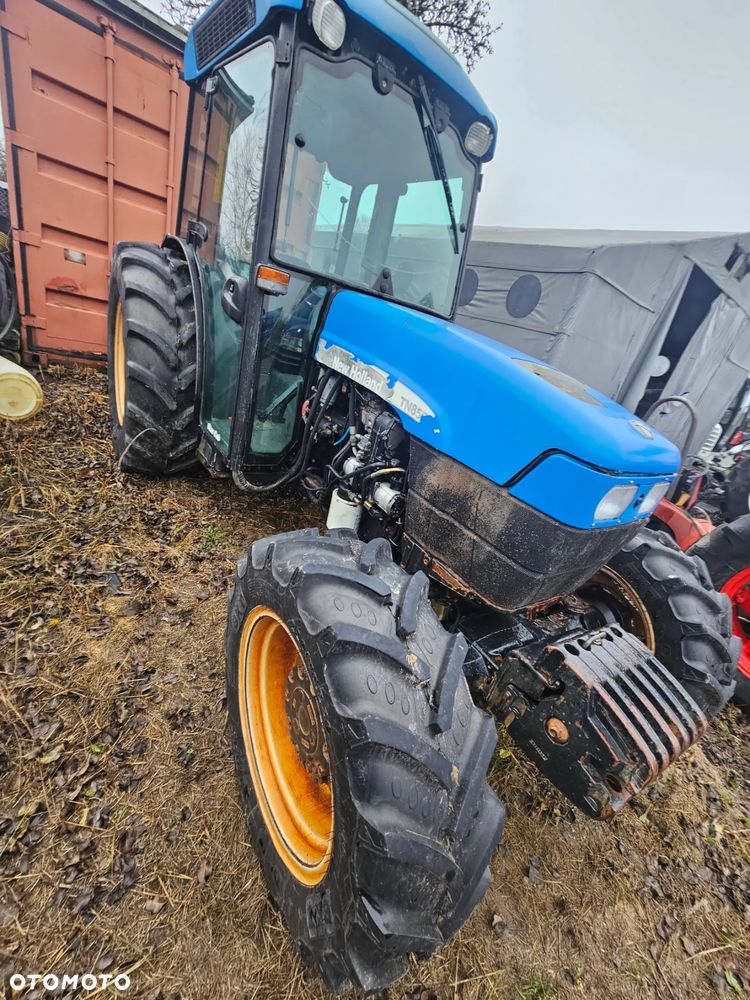 New Holland U2D6 ( w dokumentach) , model handlowy TN 85 FA - 11