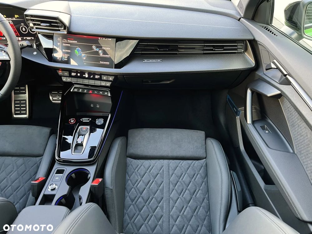 Audi RS3 Sportback - 12