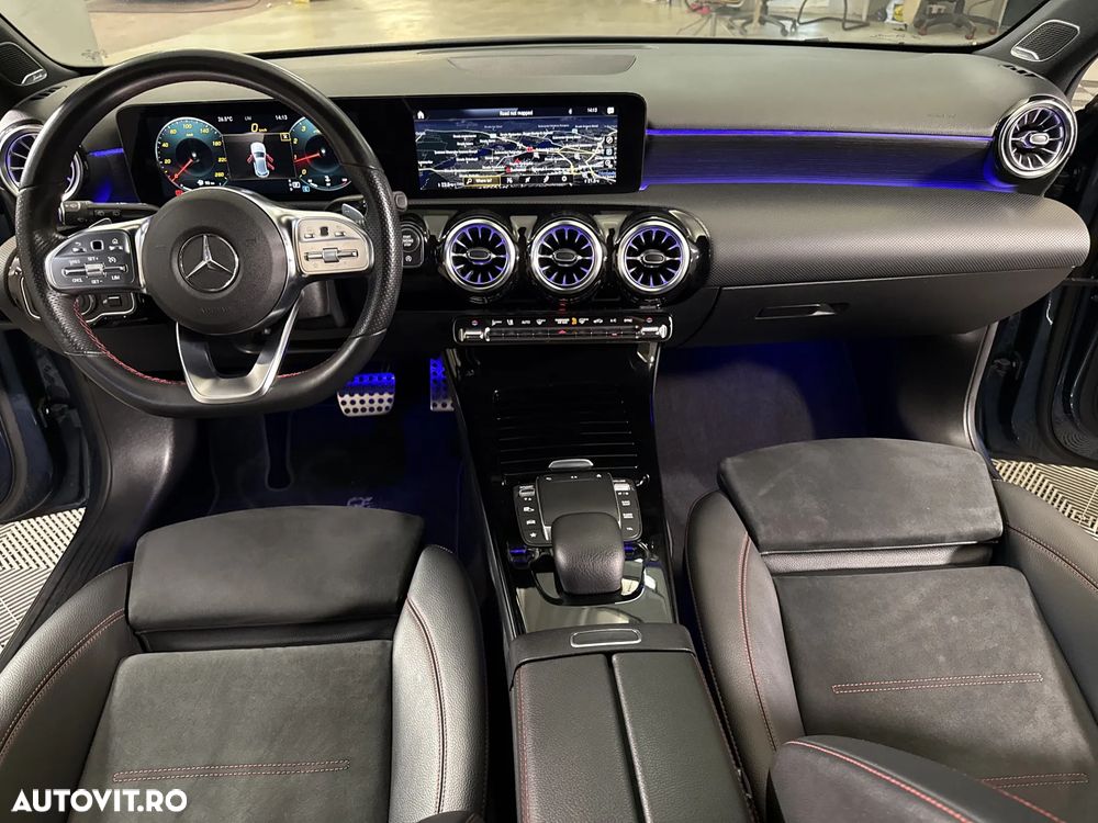 Mercedes-Benz A 180 7G-DCT - 10
