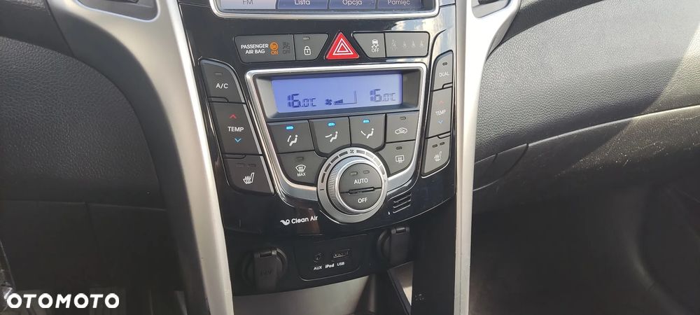 Hyundai i30 i30cw 1.4 Fifa World Cup Edition - 17