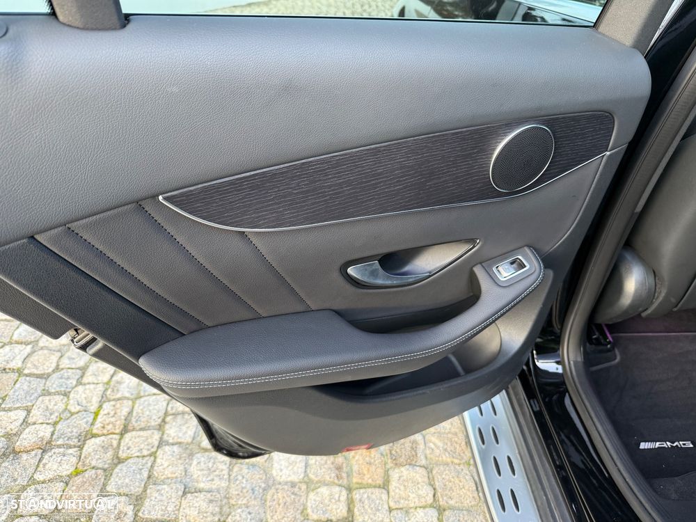 Mercedes-Benz GLC 300 - 28