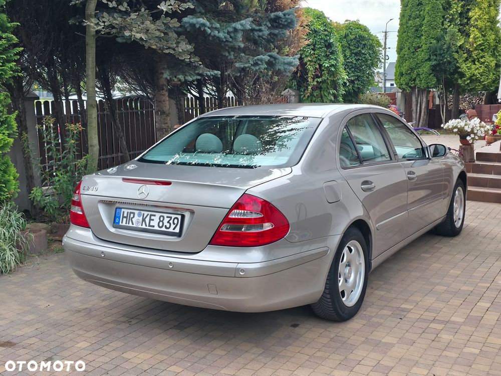 Mercedes-Benz Klasa E - 11