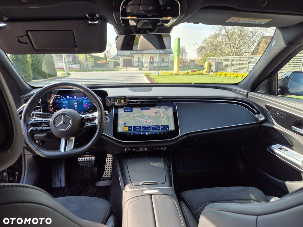 Mercedes-Benz Klasa E 220 d mHEV AMG 9G-Tronic - 14