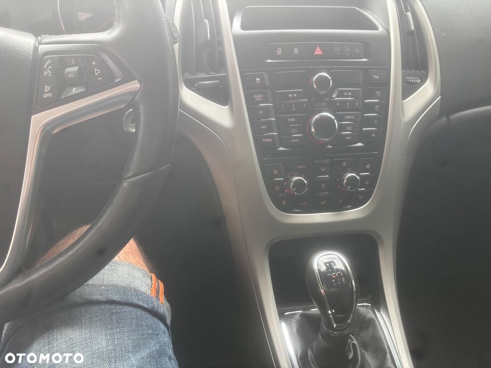 Opel Astra 1.4 Turbo Active - 4