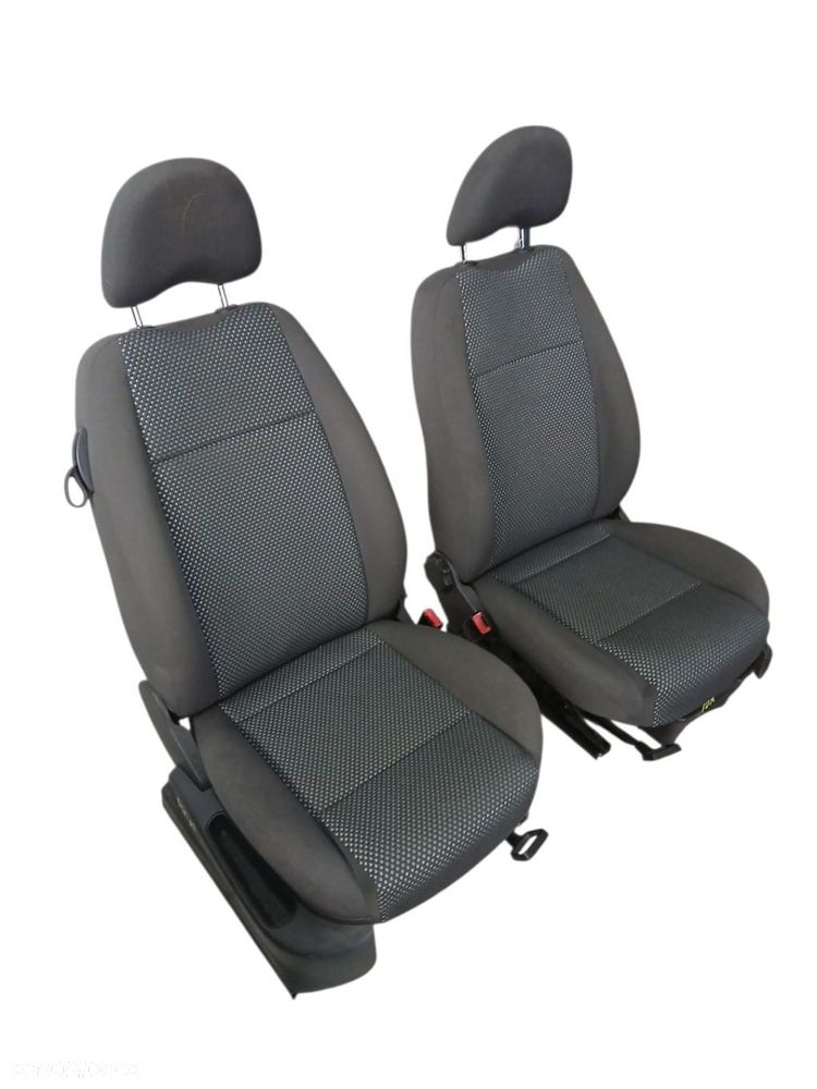 FOTEL FOTELE PRZÓD VW FOX 3D FOTEL FOTELE PRZÓD FOX - 2