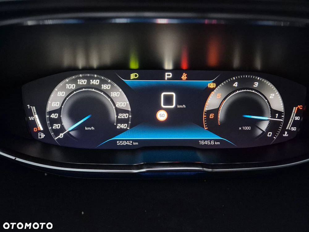 Peugeot 3008 BlueHDi 130 Stop & Start EAT8 Allure Pack - 9