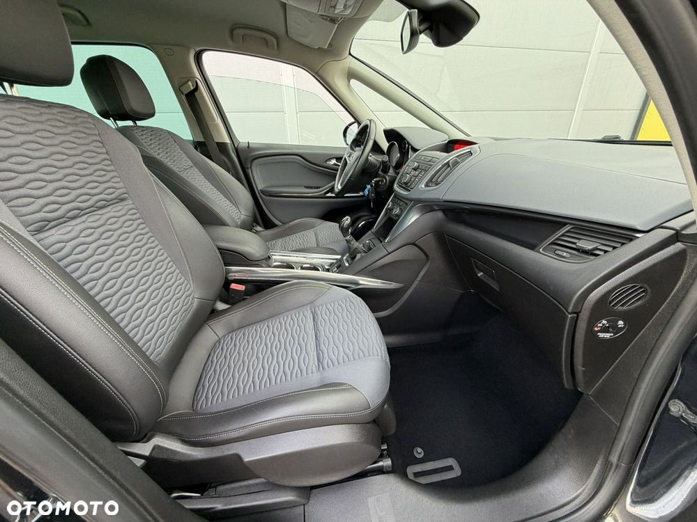 Opel Zafira - 34