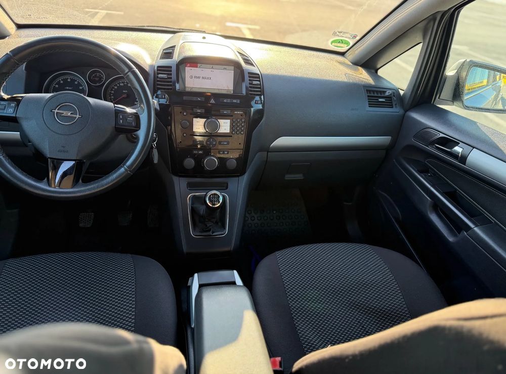 Opel Zafira 2.0 Turbo Edition - 16
