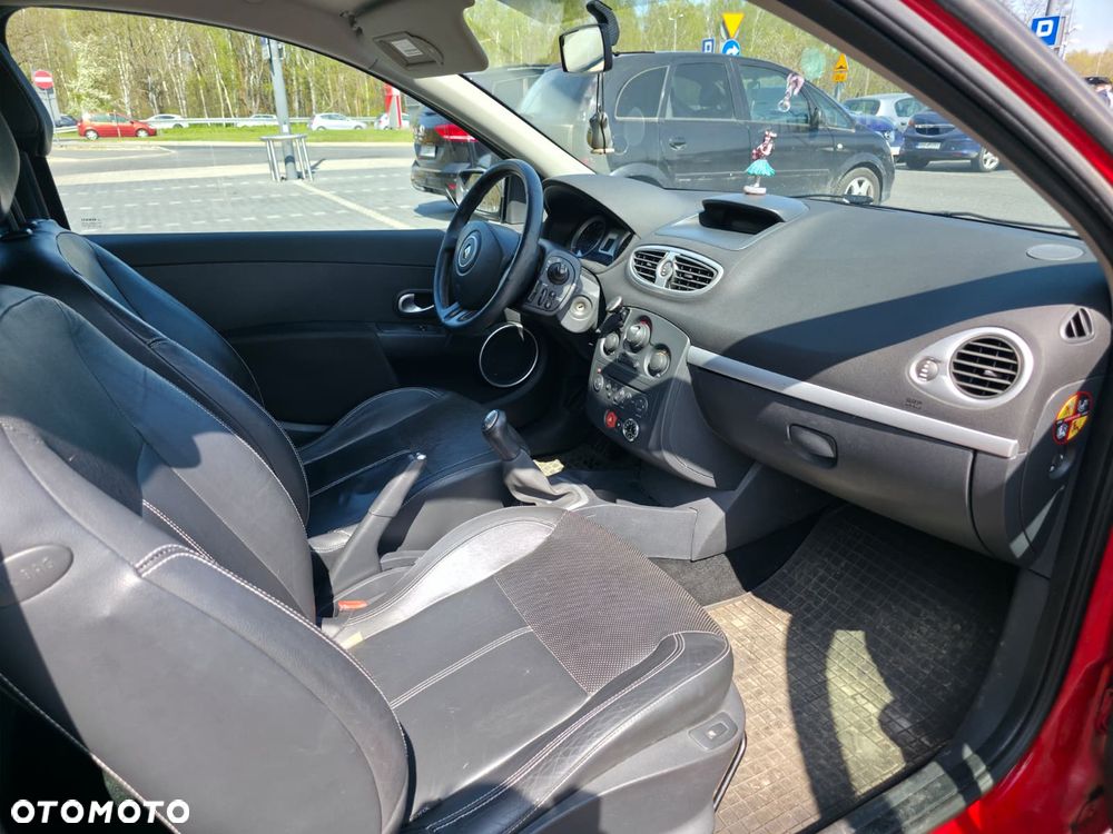 Renault Clio 1.2 16V Wind - 9