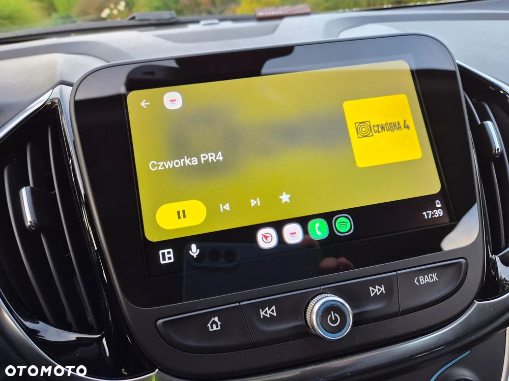 Chevrolet Volt - 24