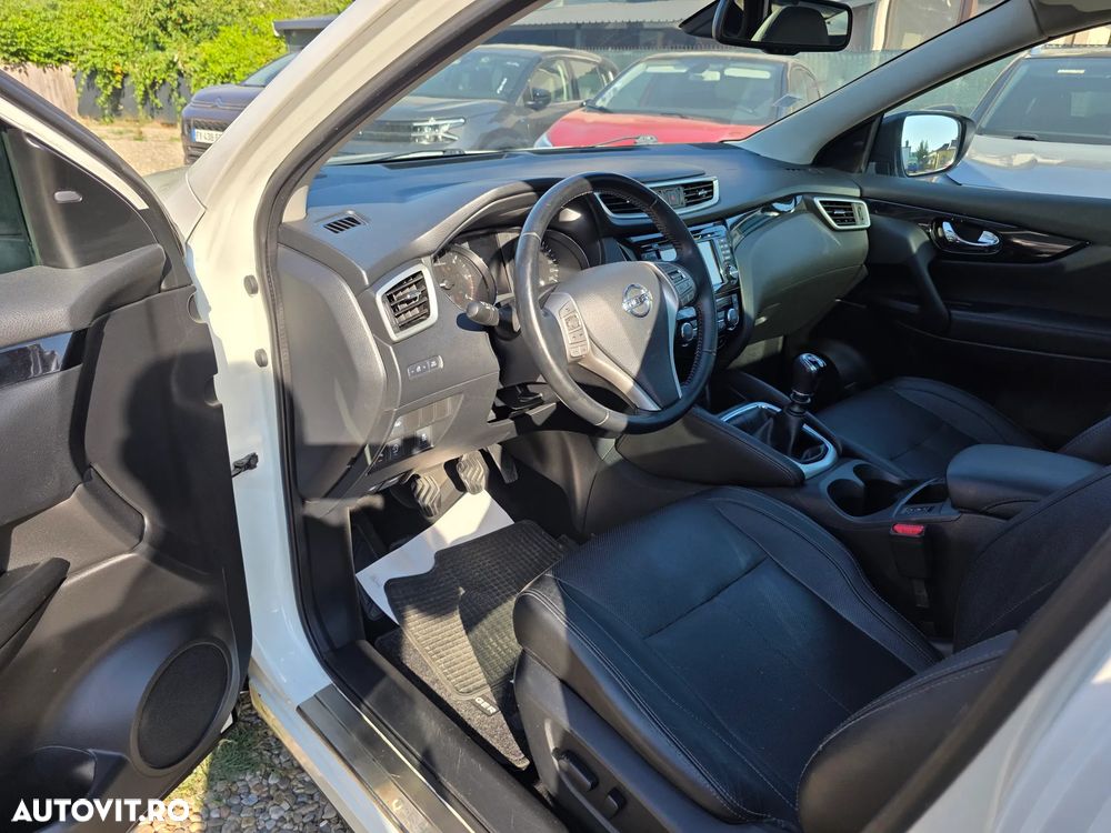Nissan Qashqai 1.6 DCI TEKNA+ - 25
