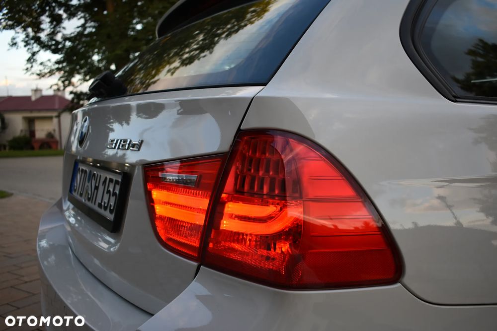 BMW Seria 3 318d - 13