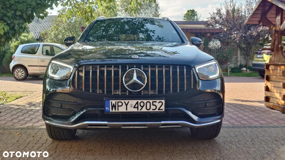 Mercedes-Benz GLC 300 e 4-Matic - 28