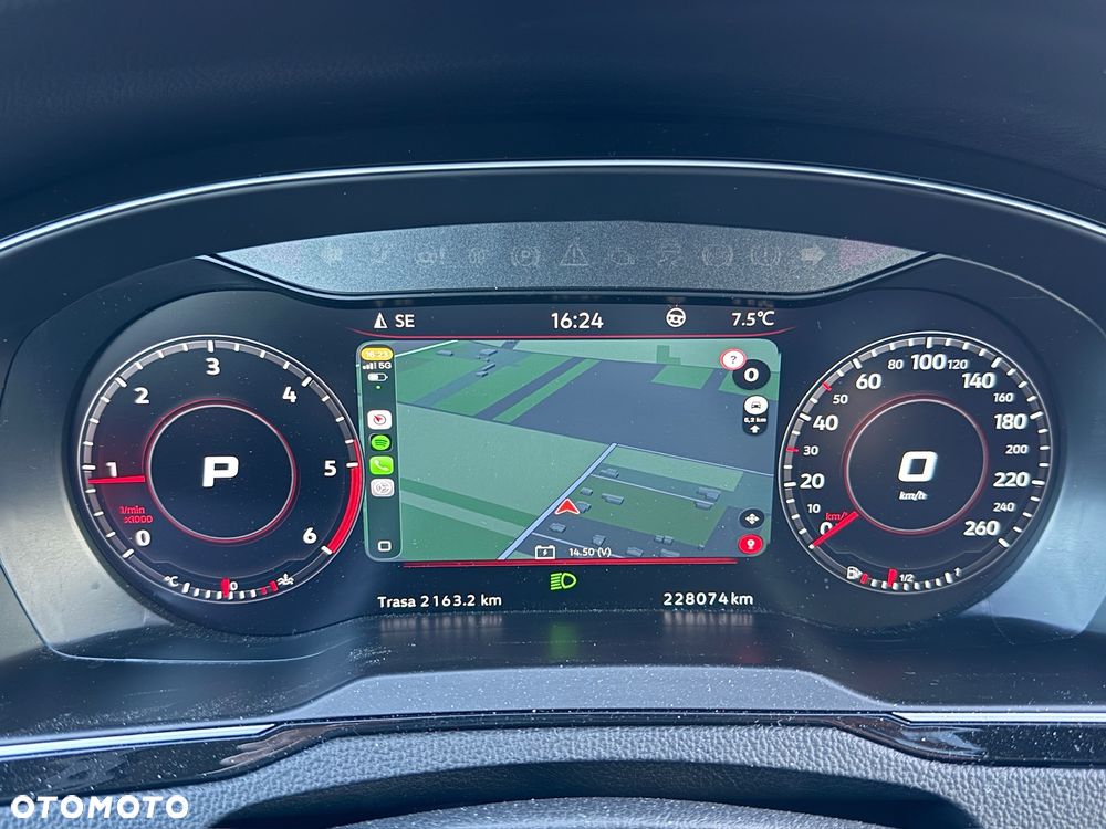 Volkswagen Passat 2.0 TDI Bi-Turbo BMT 4Mot Highline DSG - 12