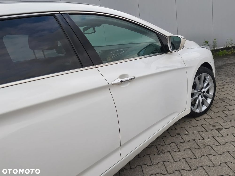 Hyundai i40 1.7 CRDi Comfort + - 19