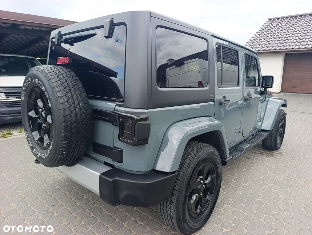 Jeep Wrangler 3.6 Unlim Sahara - 27