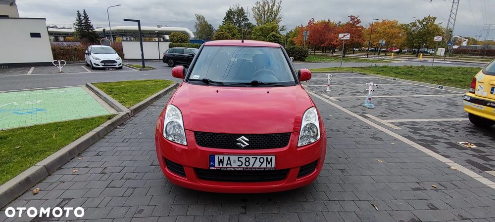 Suzuki Swift 2009 photo 2