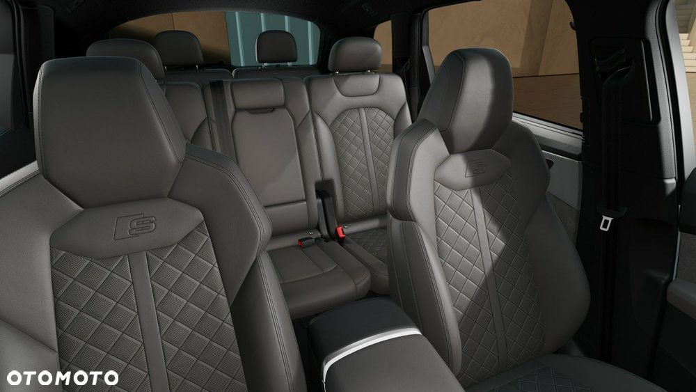 Audi Q7 - 10