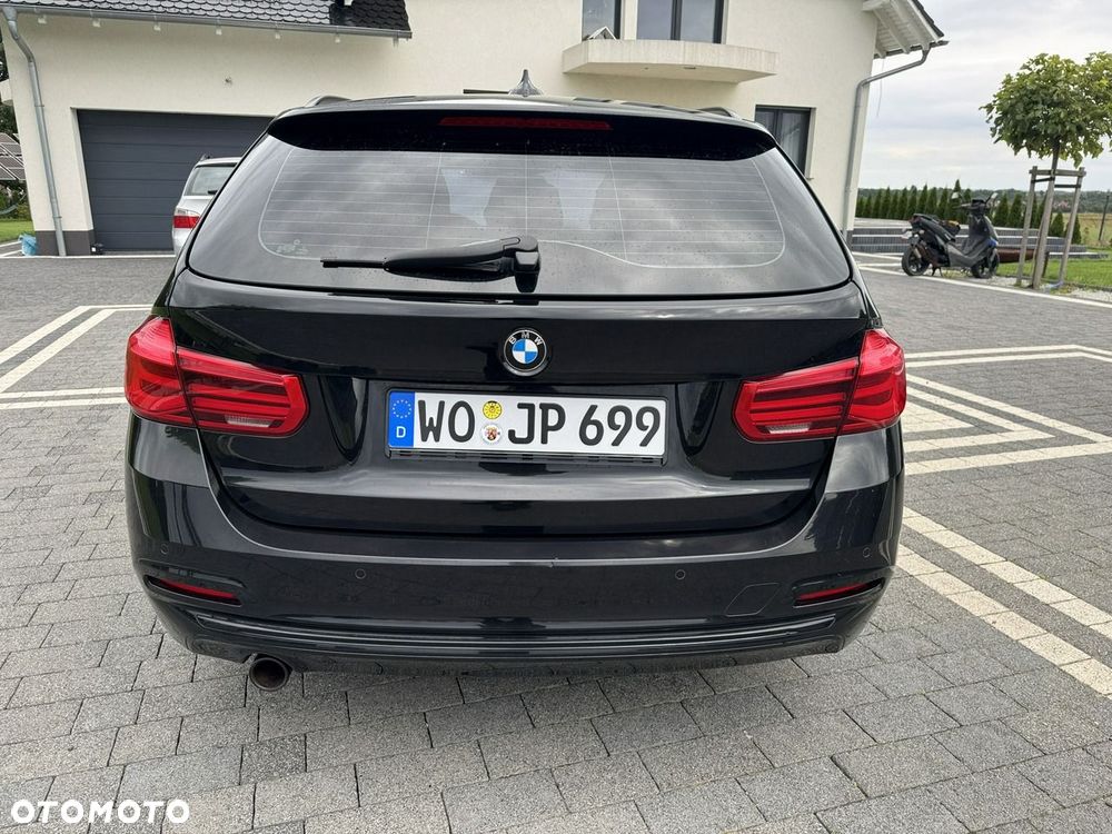 BMW Seria 3 318d Sport Line - 5
