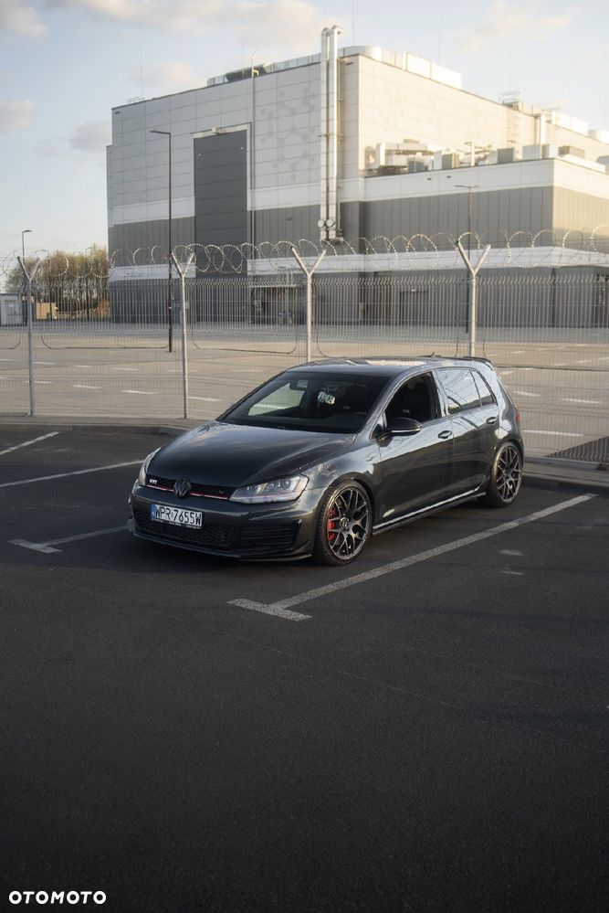 Volkswagen Golf 2.0 TSI BMT GTI DSG - 2
