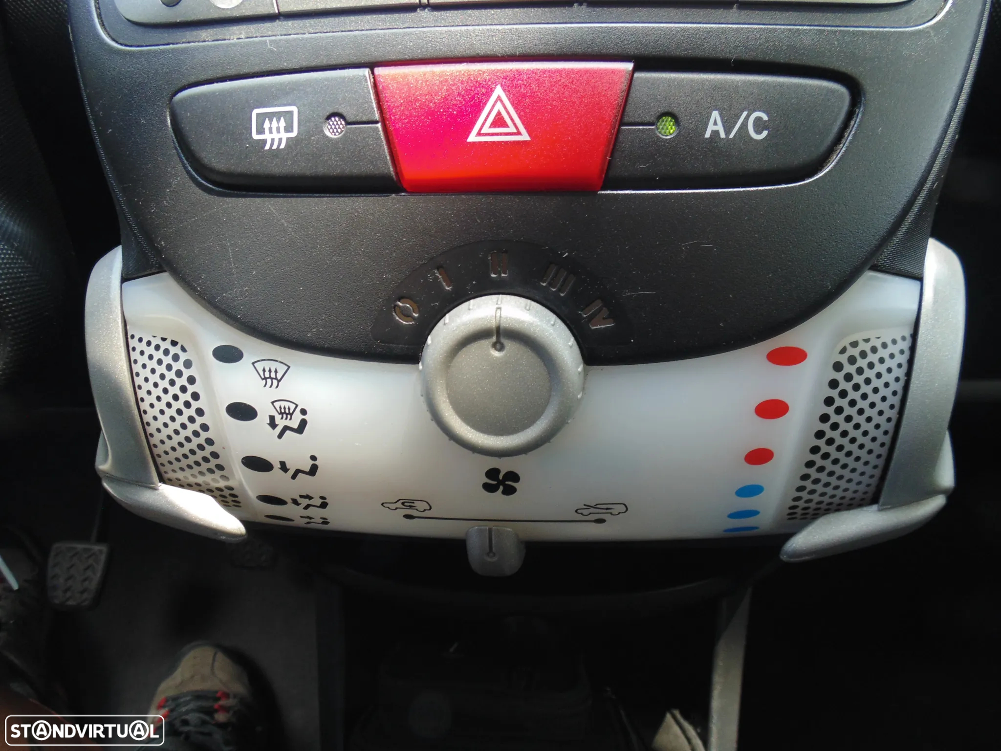 Peugeot 107 1.0 Active - 25