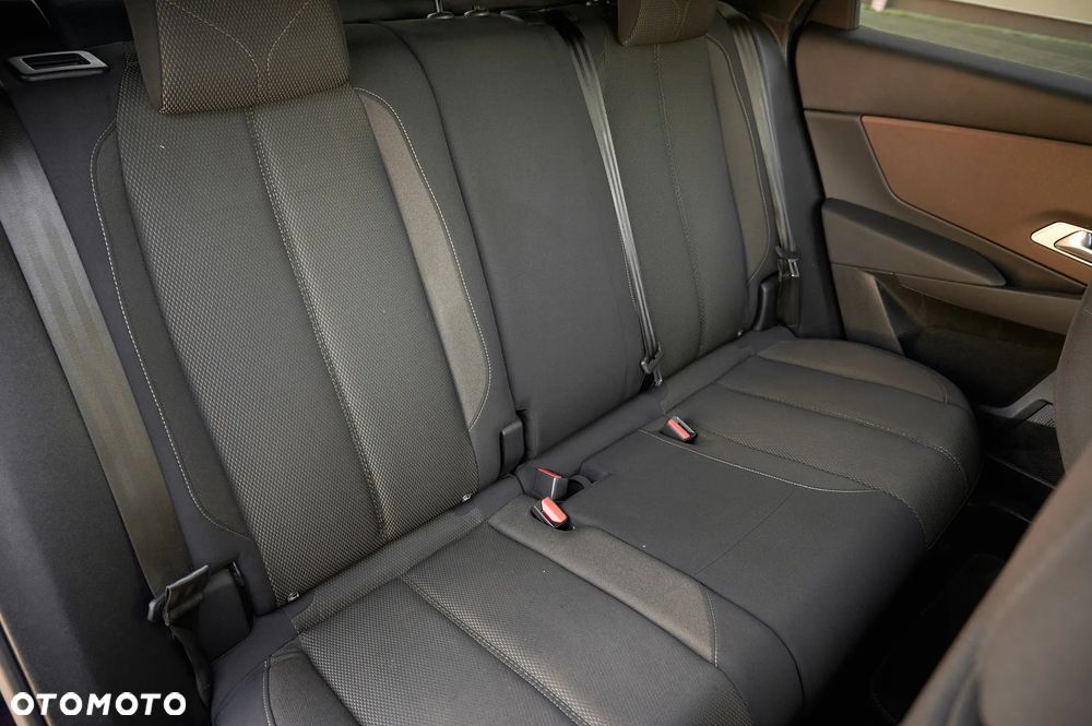 DS Automobiles DS 7 Crossback - 26