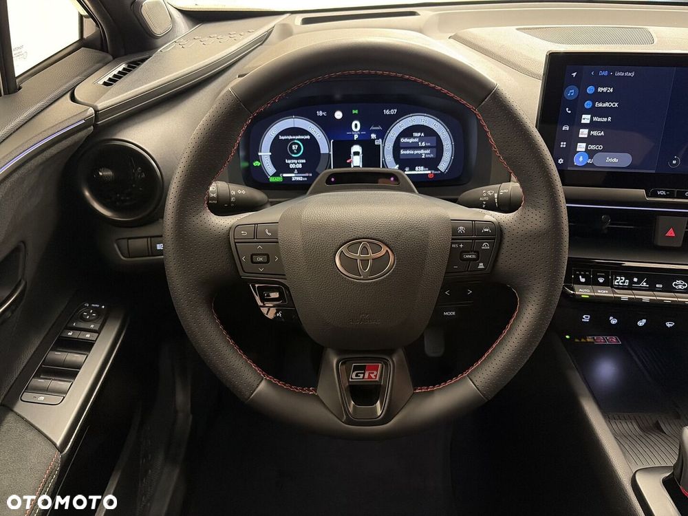 Toyota C-HR - 13