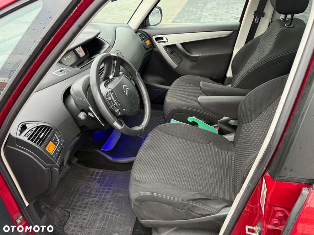 Citroën C4 Picasso - 12