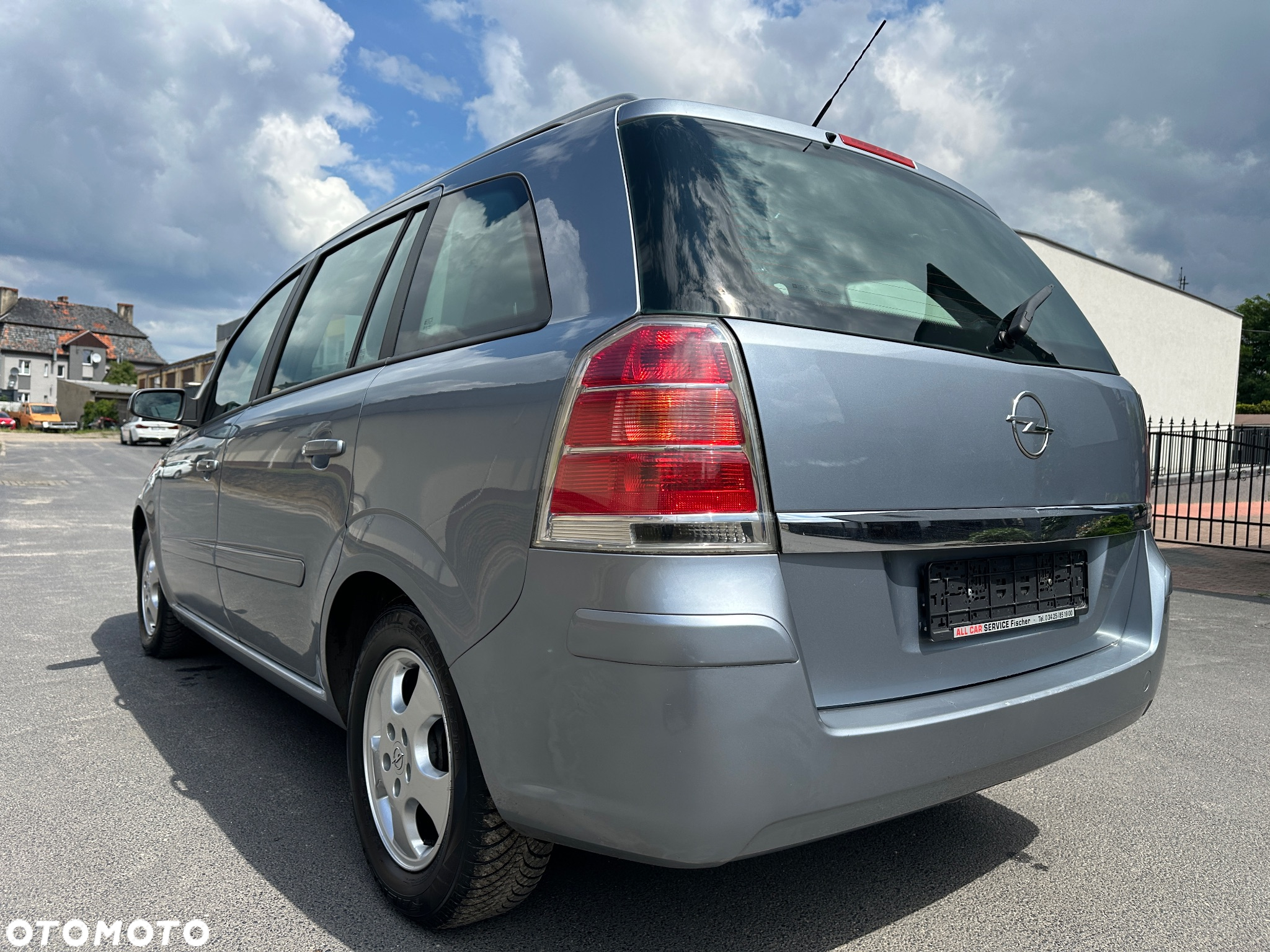 Opel Zafira - 17