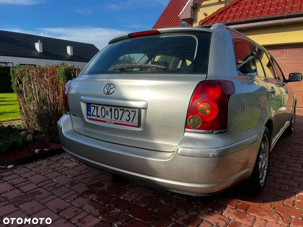 Toyota Avensis 2.0 D-4D Combi - 7